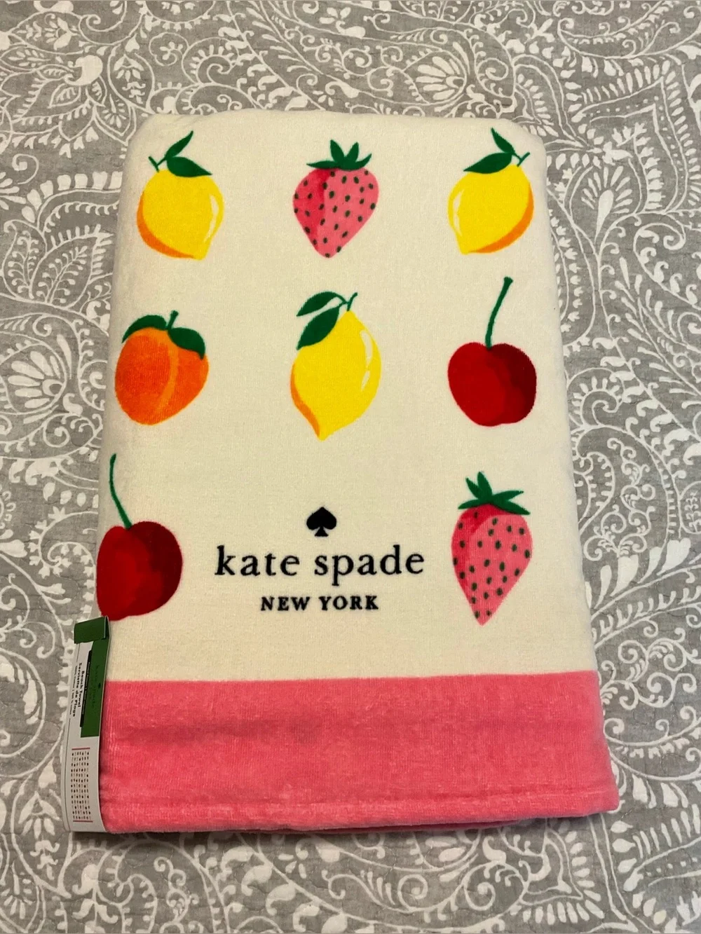 NWT Kate Spade Oversized Beach Towel - Fruit Pattern 36”x72”